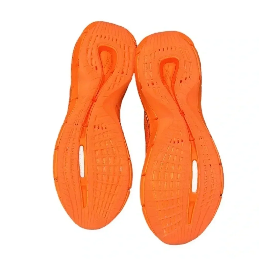 Reebok nwt zig